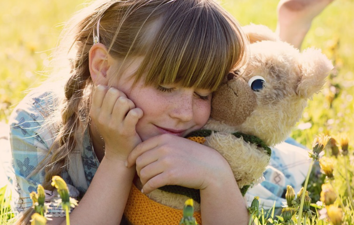 【案例分析】如何富养？父母的消费观教育，影响孩子的一生！