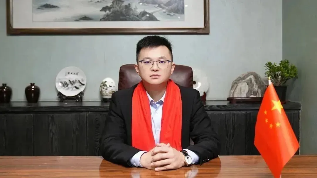 夙兴夜寐·于新时代家庭教育领域深耕细作 博爱如春·以实际行动彰显民建企业家担当 