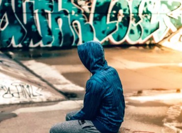 【案例分析】16岁男生叛逆虚荣，脾气暴躁，父母教育方式的转变是关键！