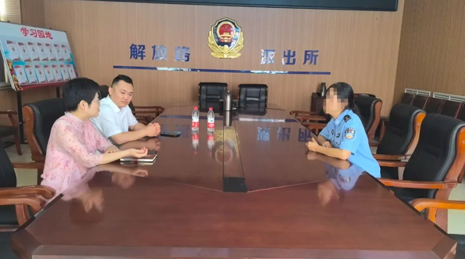 13岁少女失足，母亲打3份工，她却说母亲软弱无能！九州金榜家庭教育协助派出所挽救